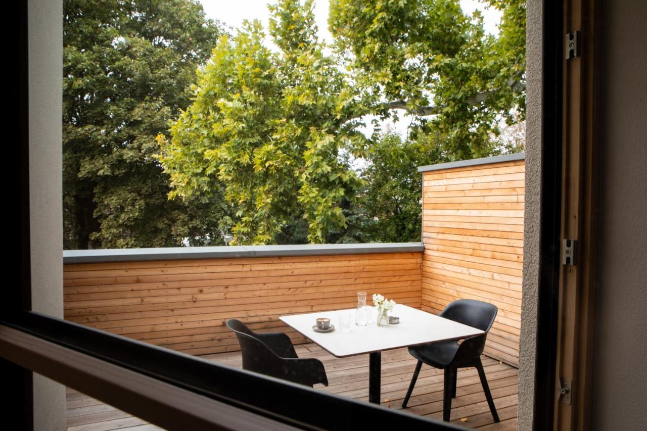 Hotel Restaurant Joseph Bruckneudorf Екстер'єр фото